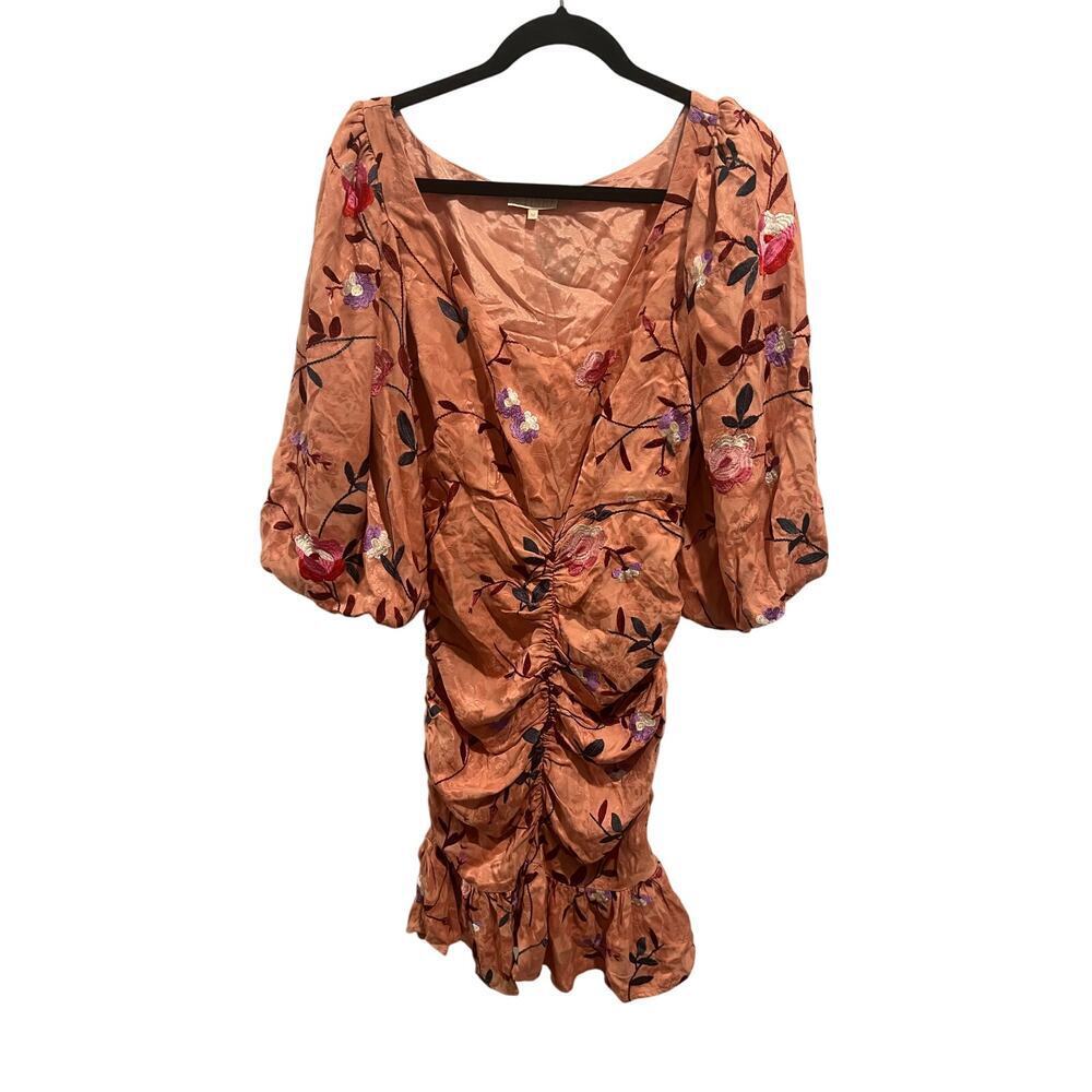 Bytimo Dresses Bytimo Ruched Floral Blush Embroidered Jacquard Dress Size M - Picture 4 of 4